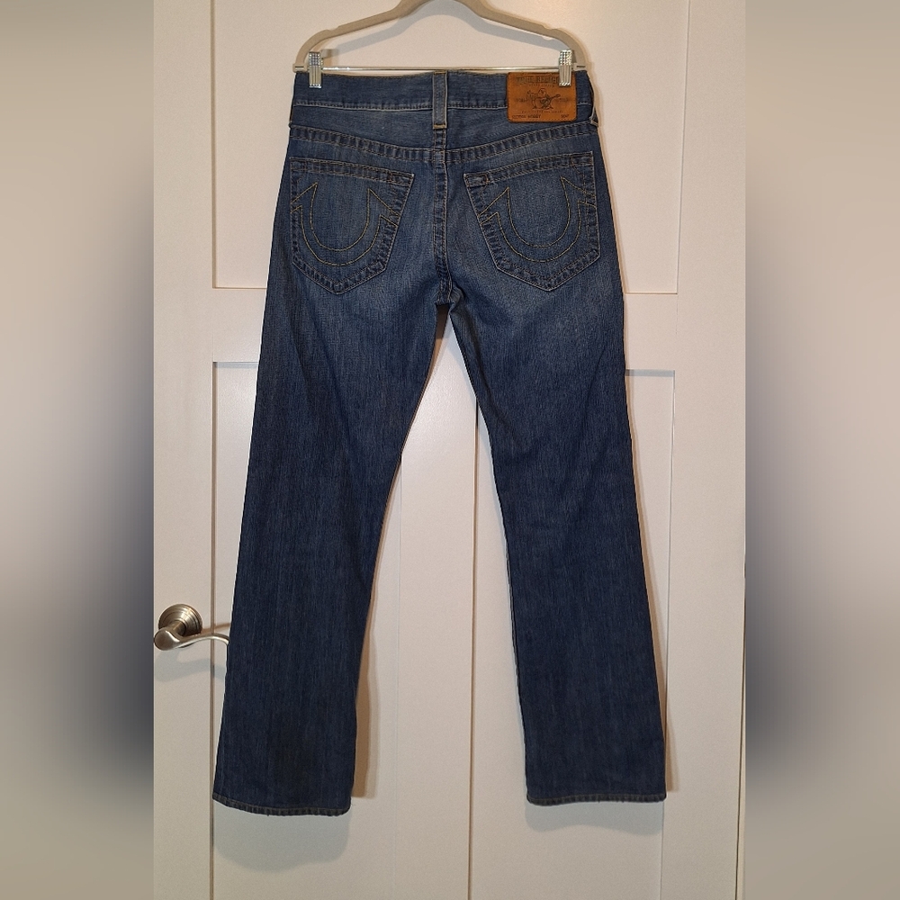 True Religion Bobby Jeans 32x31.5  Made In USA Cotton Lightly Distressed